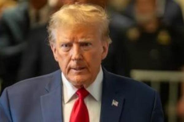 ترامب:
      إيران
      دعت
      للتفاوض
      بشأن
      البرنامج
      النووى
      وقد
      نلتقيهم