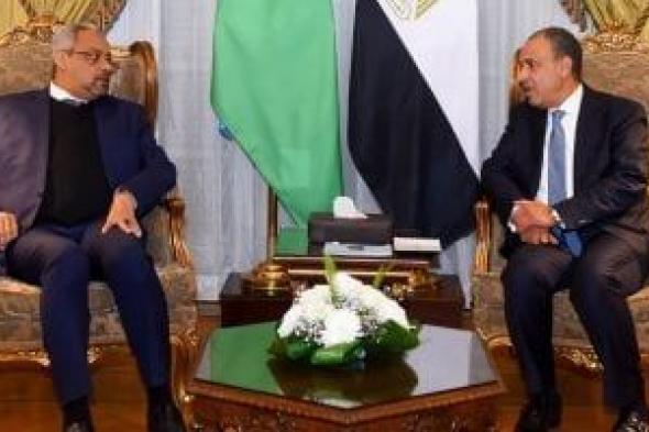 وزير
      الخارجية
      يبحث
      مع
      نظيره
      الجيبوتى
      سبل
      تعزيز
      العلاقات
      الثنائية