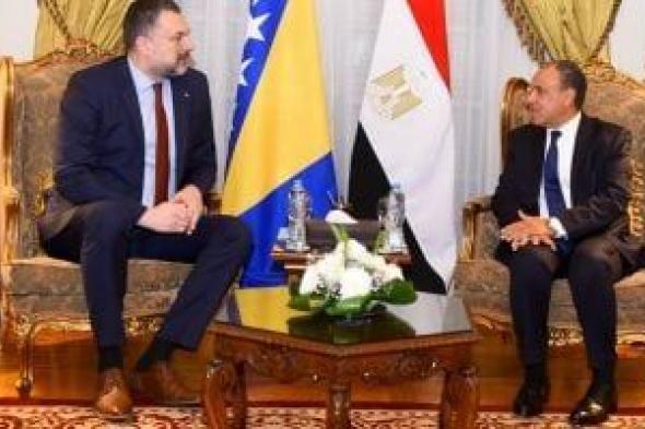 وزير
      الخارجية
      يبحث
      مع
      نظيره
      البوسني
      سبل
      تعزيز
      العلاقات
      بين
      البلدين