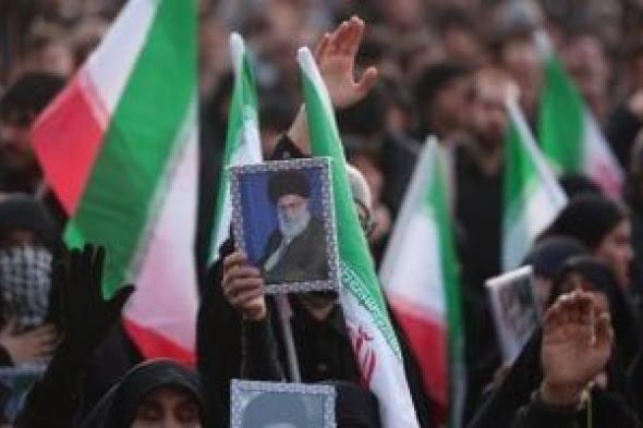 إيران
      تعلن
      استشهاد
      7
      لواءات
      بينهم
      رئيس
      الأركان
      وقائد
      الحرس
      الثورى