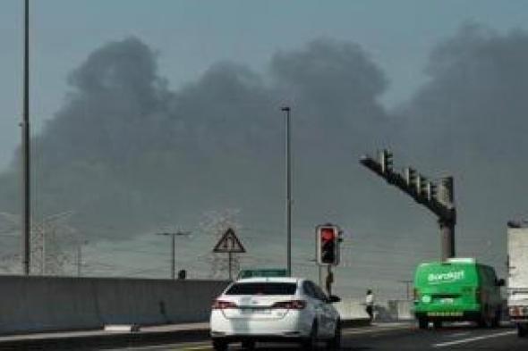 إصابة
      سيدة
      وطفلها
      بسبب
      سقوط
      شظايا
      مسيرة
      على
      مبنى
      فى
      أبراج
      الاتحاد
      بأبوظبي