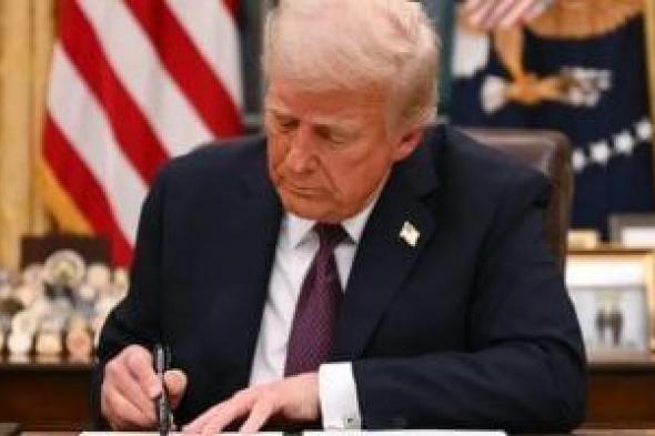 إندبندنت:
ضربات
ترامب
على
إيران
تدفع
الشرق
الأوسط
إلى
حافة
كارثة
شاملة