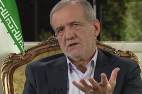 الرئيس
      الإيرانى:
      اغتيال
      خامنئى
      إعلان
      حرب
      واضح
      والثأر
      واجب
      وحق
      مشروع