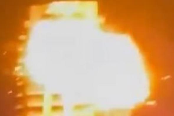 إيران
      تقصف
      منشأة
      بحرية
      في
      ميناء
      سلمان
      بمملكة
      البحرين