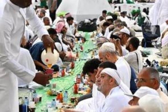 دعاء
      الإفطار
      ..
      "اللهم
      لك
      صمت
      وعلى
      رزقك
      أفطرت"
      قلها
      مع
      أذان
      المغرب