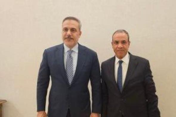 وزير
      الخارجية
      يبحث
      مع
      نظيره
      التركي
      العلاقات
      الثنائية
      وتنسيق
      جهود
      خفض
      التصعيد