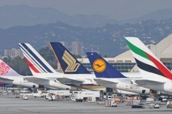 ارتفاع
أسعار
الوقود
وتراجع
ربحية
الشركات
الطيران
تزيد
ضغوطا
جديدة
على
القطاع