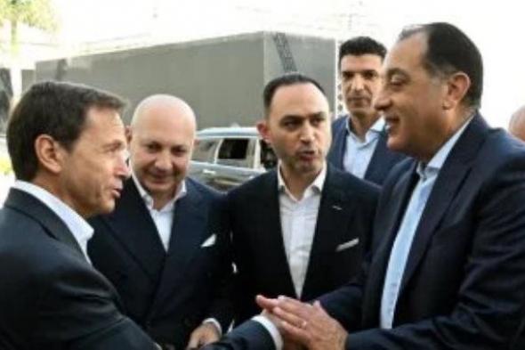 رئيس
      الوزراء
      يفتتح
      خط
      الإنتاج
      الجديد
      للسيارة
      «ماجنيت»
      بشركة
      نيسان