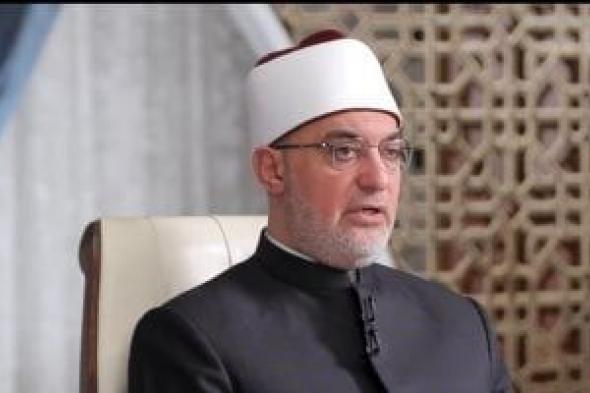 مفتي
      الجمهورية
      يستقبل
      مساعد
      وزير
      الخارجية
      للعلاقات
      الثقافية