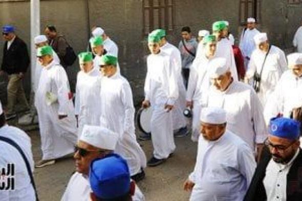 انطلاق
      موكب
      الطرق
      الصوفية
      احتفالا
      برأس
      السنة
      الهجرية
      بمشاركة
      الآلاف