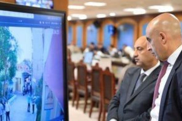 وزير
      التعليم
      يتابع
      انتظام
      أول
      أيام
      امتحانات
      الثانوية
      العامة
      ويوجه
      بتحقيق
      الانضباط