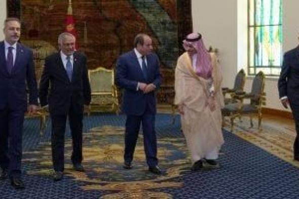 تصريحات
      الرئيس
      السيسى
      بشأن
      الأمن
      العربى
      والخليجى
      والمحادثات
      الأمريكية
      الإيرانية
      تتصدران
      اهتمامات
      الصحف
      الكويتية