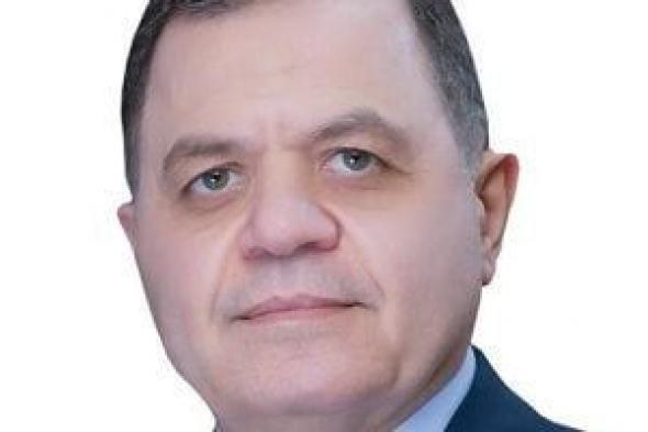 وزير
      الداخلية
      يؤدى
      واجب
      العزاء
      فى
      وفاة
      اللواء
      الشربينى
      بمسجد
      الشرطة