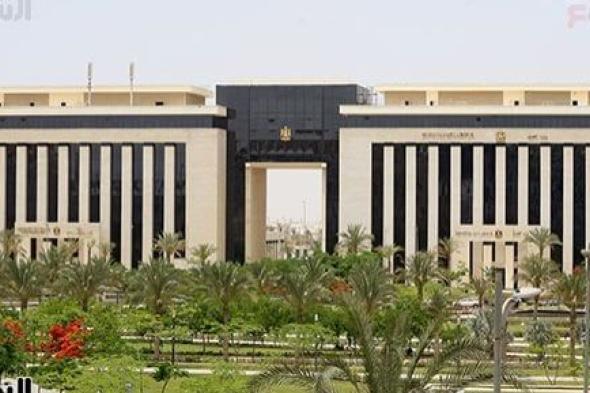 وزارة العمل تعلن عن وظائف لأبناء قنا بمشروع الضبعة برواتب تصل إلى 40 ألف جنيه